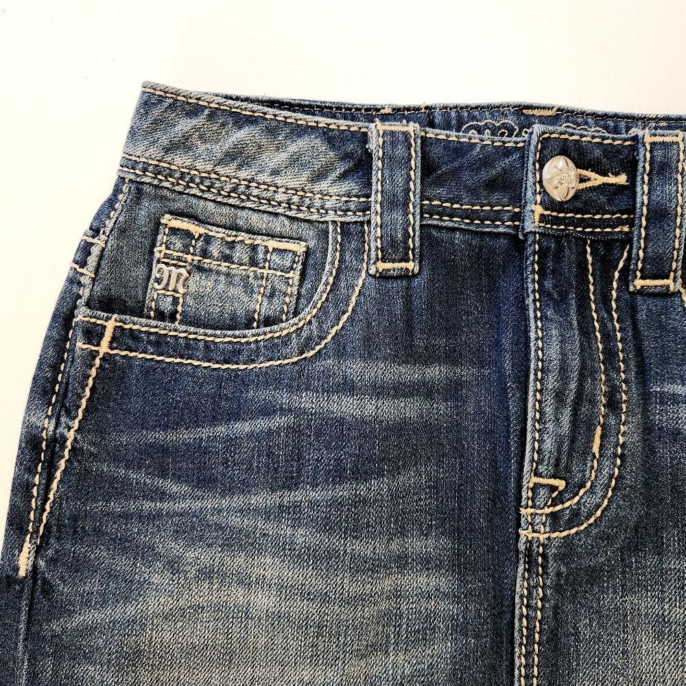 Miss Me High Rise Denim Skirt Southwestern Aztec Embroidered Border Size 25 - Picture 3 of 12